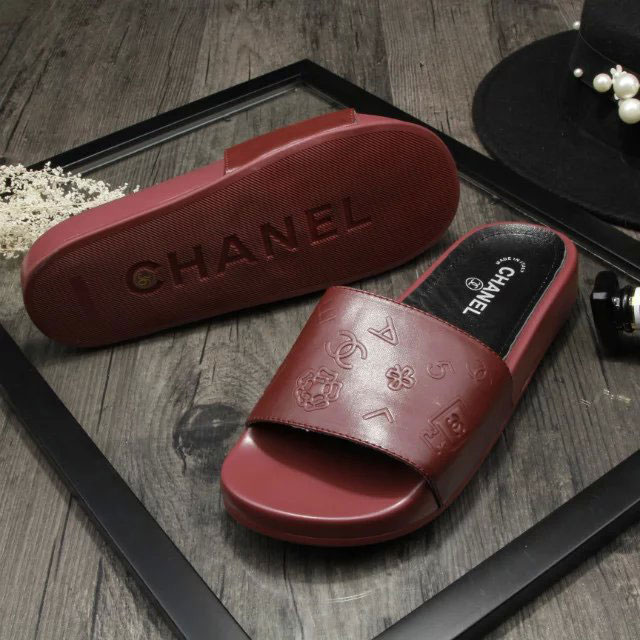 2016 chanle Slippers in Calfskin leather