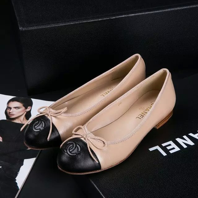 2016 chanle classic flat shoes in sheepskin leather