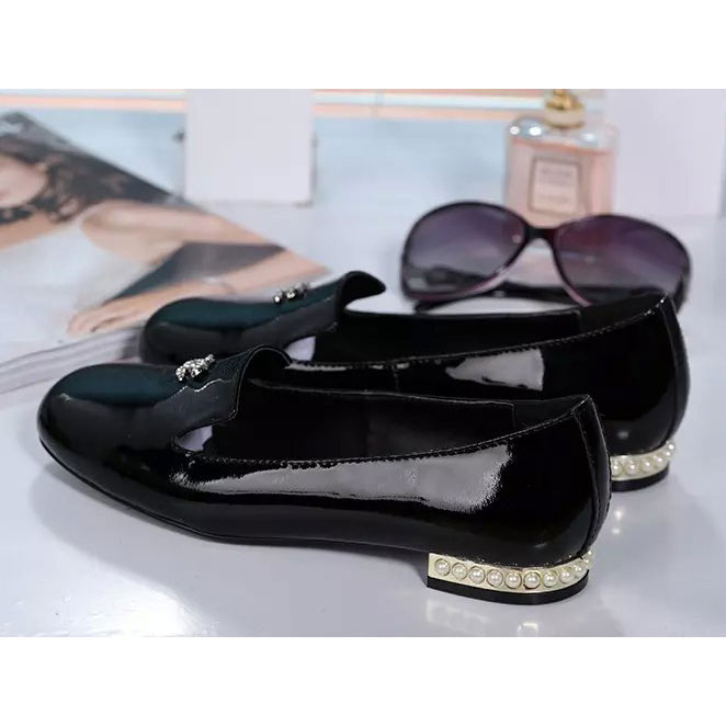 2016 chanle shoes in Patent leather