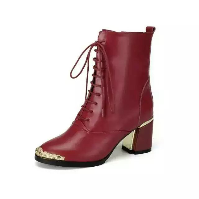 2016 chanle women Boot in Calfskin leather