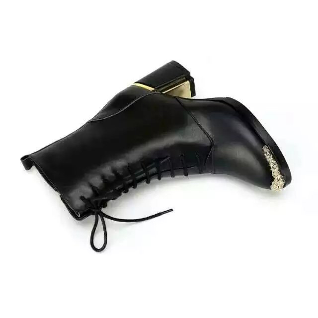 2016 chanle women Boot in Calfskin leather