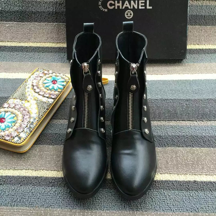 2016 chanle women Boots in Calfskin Leather