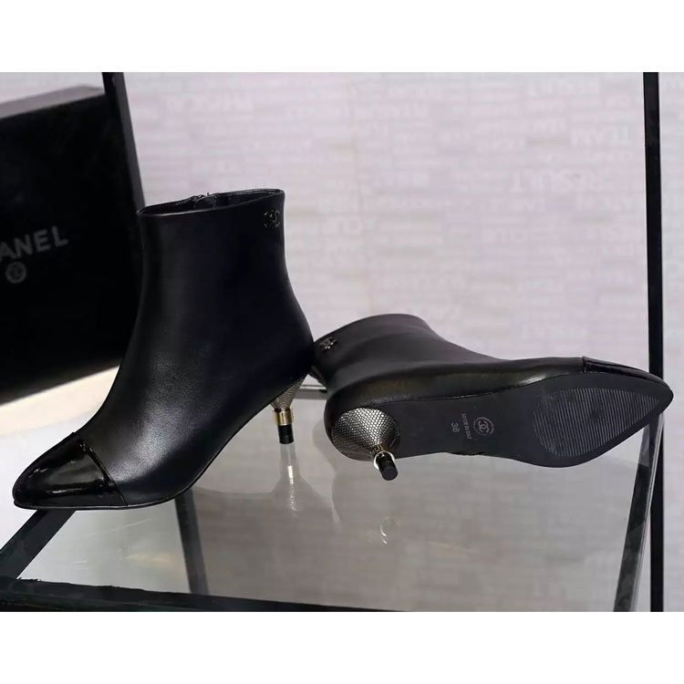 2016 chanle women Boots in Calfskin Leather