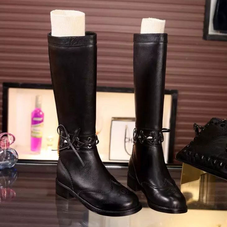 2016 chanle women Boots in Calfskin leather