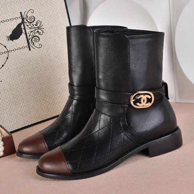 2016 chanle women Boots in Calfskin leather