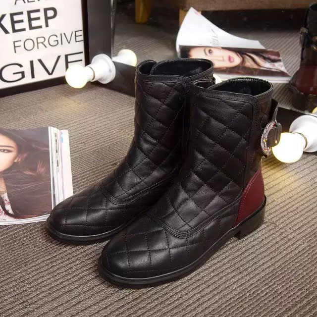 2016 chanle women Boots in Calfskin leather