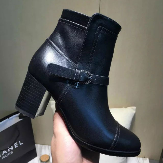 2016 chanle women Boots in Calfskin leather