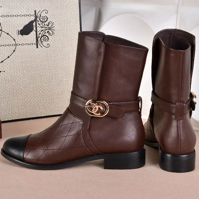 2016 chanle women Boots in Calfskin leather