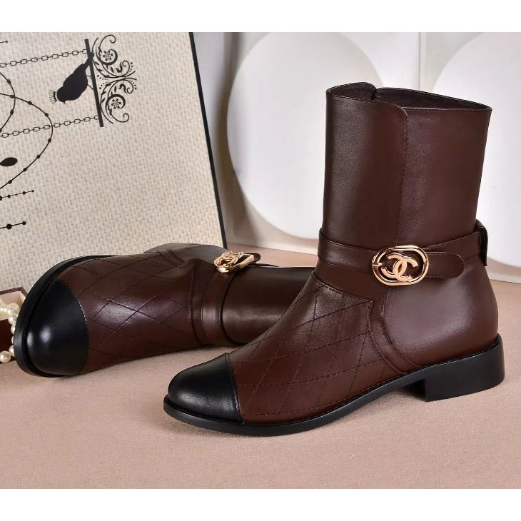 2016 chanle women Boots in Calfskin leather