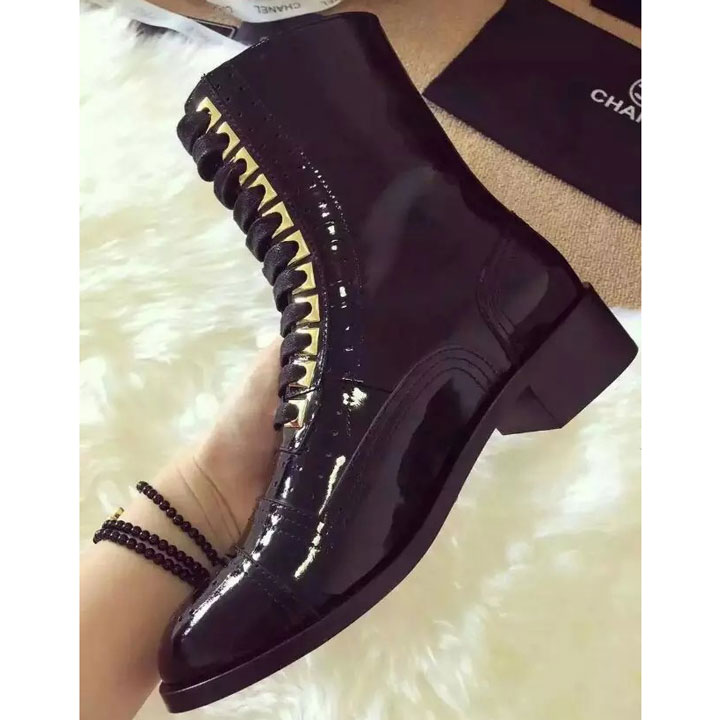 2016 chanle women Boots in Patent leather