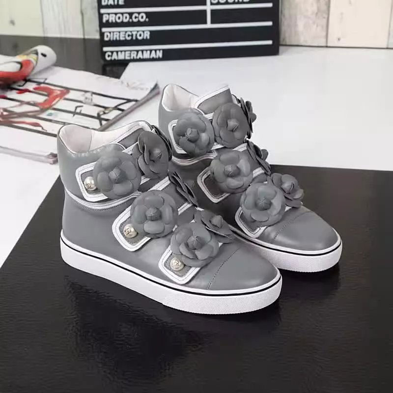 2016 chanle women Sneakers shoes in Calfskin leather