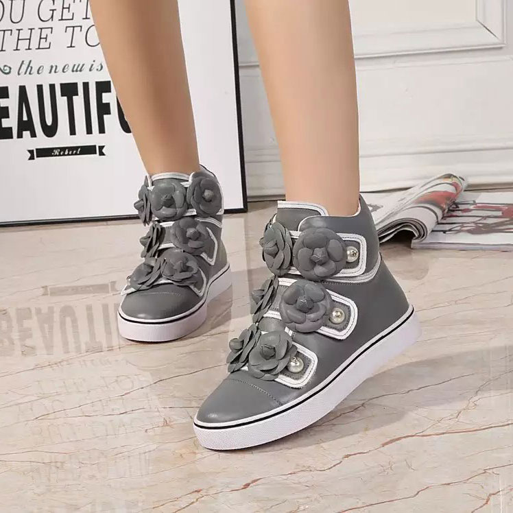 2016 chanle women Sneakers shoes in Calfskin leather