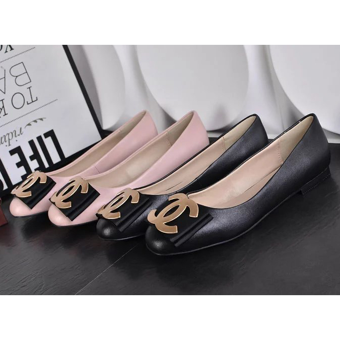 2016 chanle women shoes in Calfskin leather