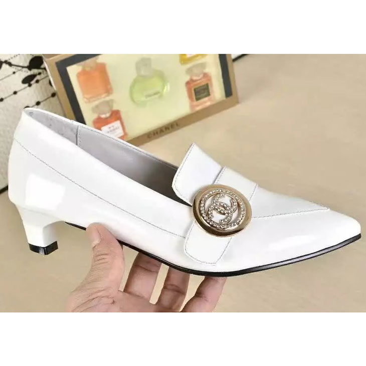 2016 chanle women shoes in Patent leather