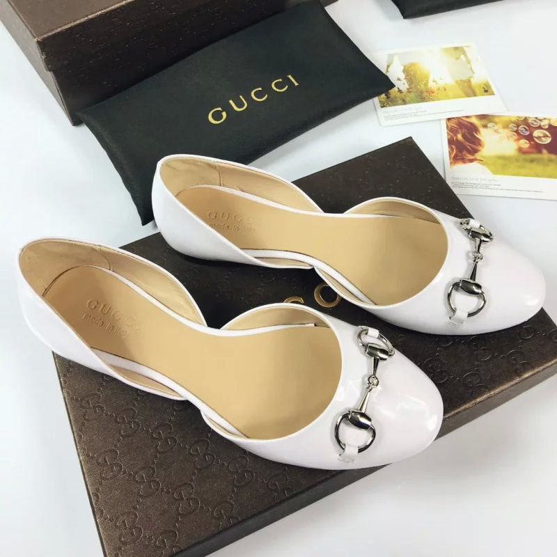 2016 gucci Flats shoes in Paint leather