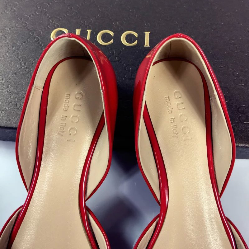 2016 gucci Flats shoes in Paint leather