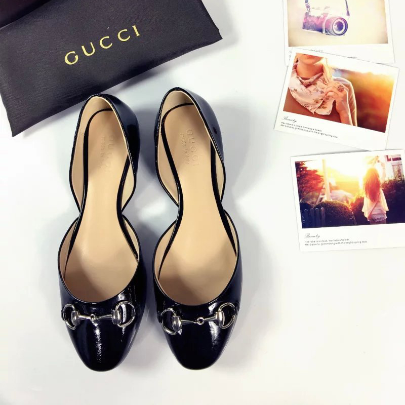 2016 gucci Flats shoes in Paint leather