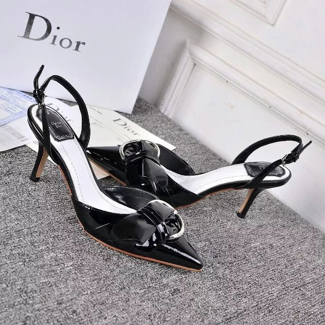 2016 gucci Latest women Sandals in Patent leather Heel Height 7cm