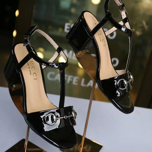 2016 gucci women Sandals in Patent leather with Heel Height 6.5cm