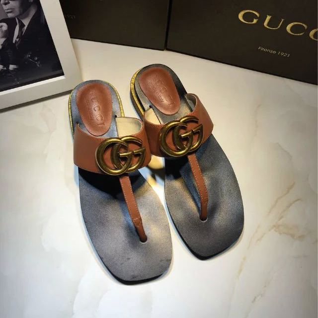 2016 gucci women Slippers in Calfskin leather