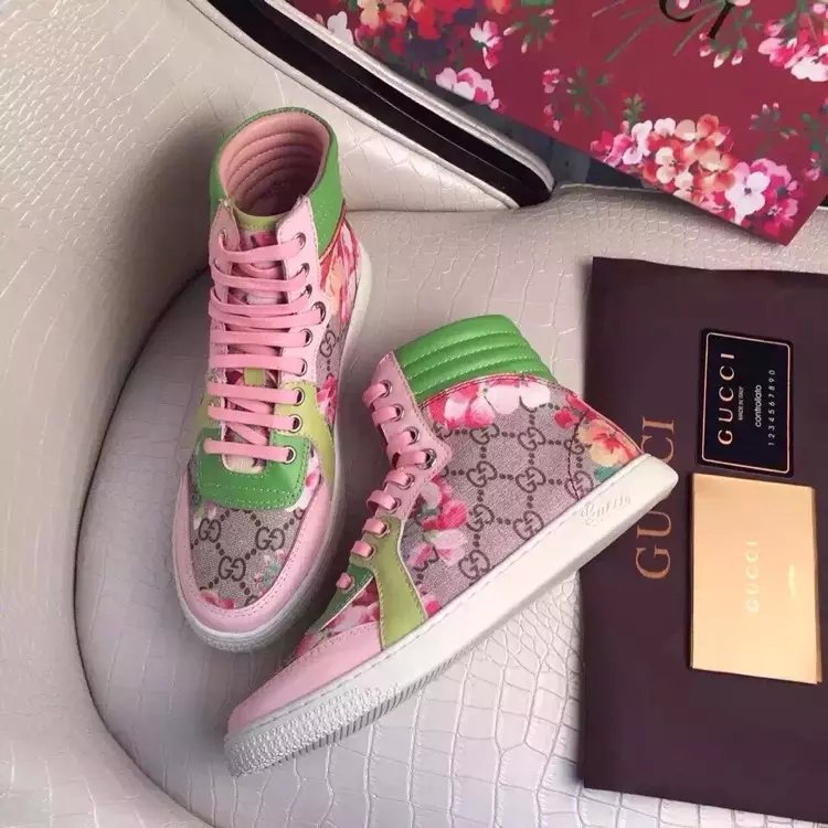 2016 gucci women Sneakers shoes with Rose pattern