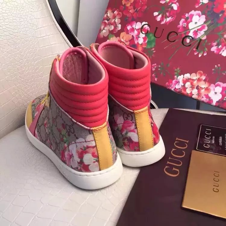 2016 gucci women Sneakers shoes with Rose pattern