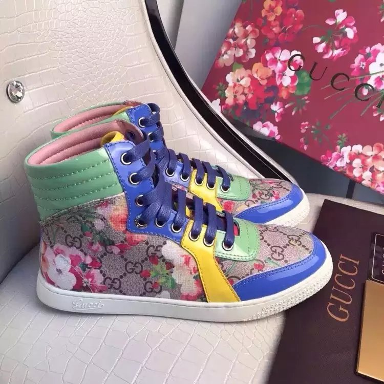 2016 gucci women Sneakers shoes with Rose pattern