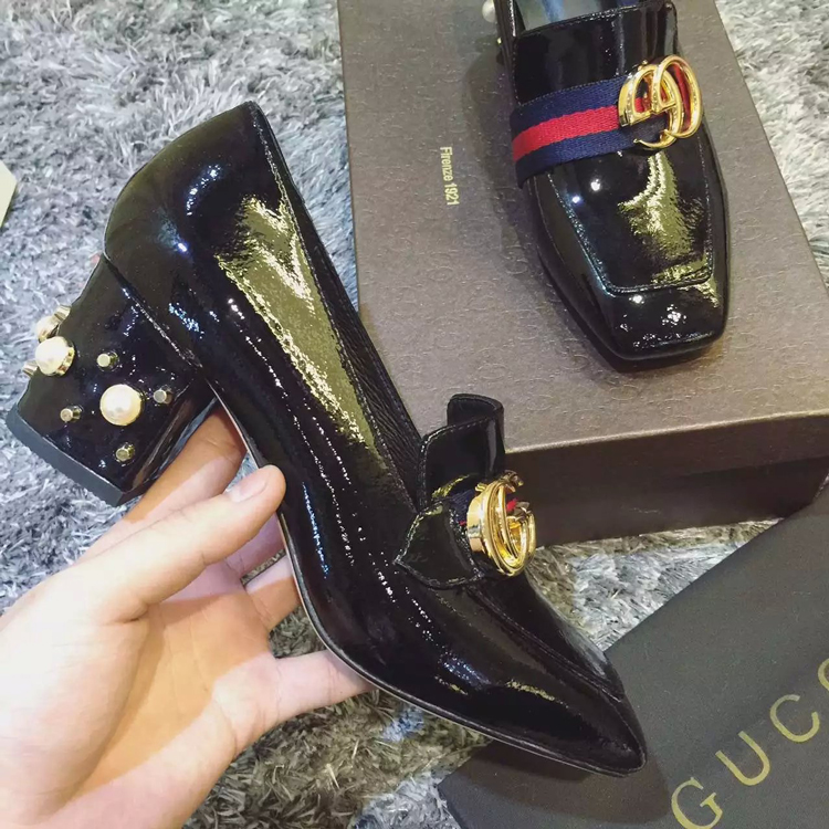 2016 gucci women shoes in Patent leather