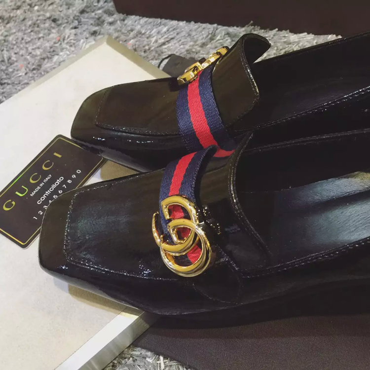 2016 gucci women shoes in Patent leather