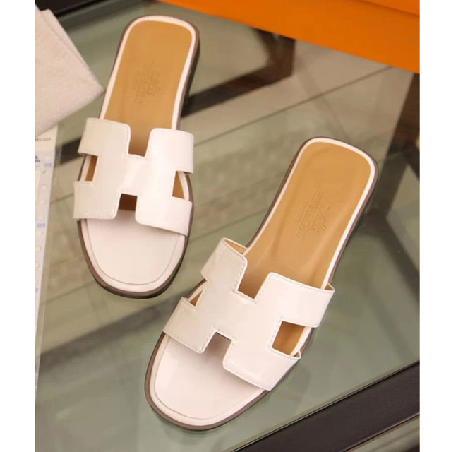 2016 hermes classic women Flat Slippers in Patent leather