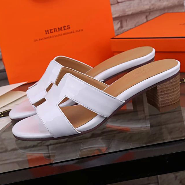 2016 hermes classic women Slippers in Patent leather