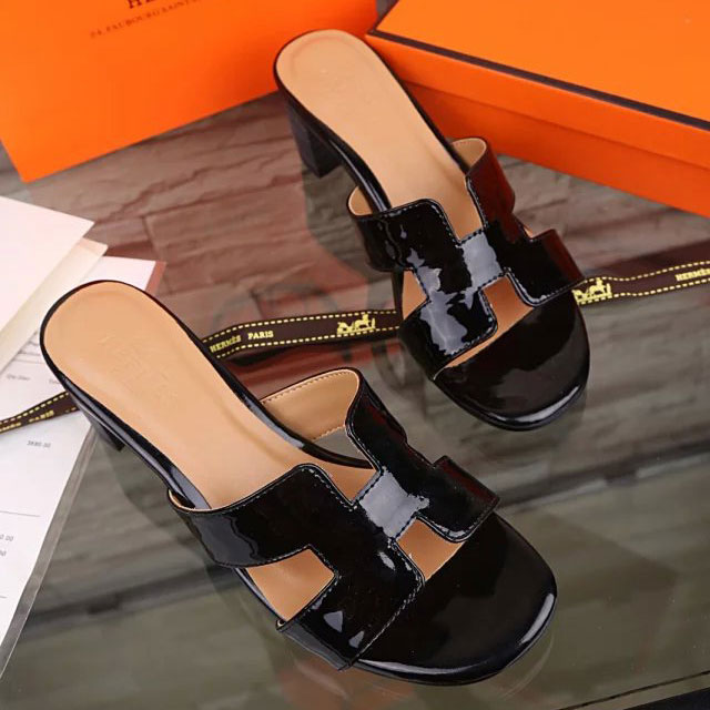 2016 hermes classic women Slippers in Patent leather