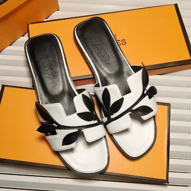 2016 hermes new arrivals women Slippers in Calfskin leather