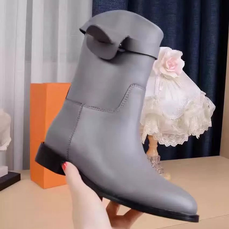 2016 hermes women Boots in Calfskin leather