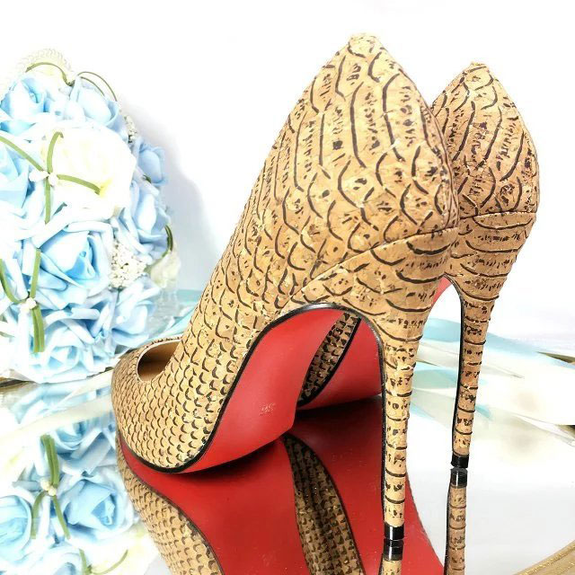 2016 latest Christian Louboutin high-heeled shoes