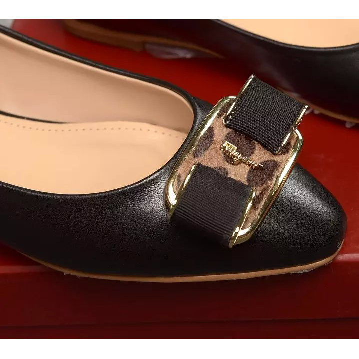 2016 new arrivals Ferragamo calfskin leather flat shoes