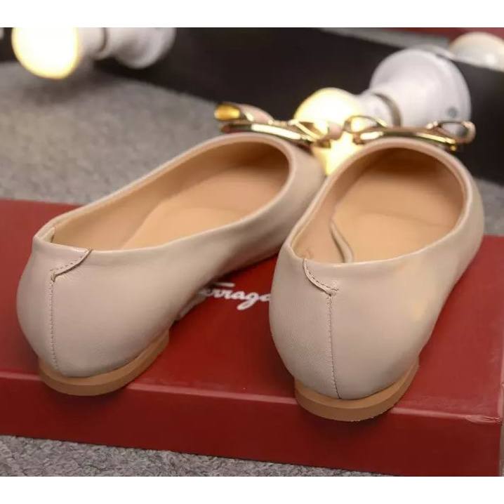 2016 new arrivals Ferragamo calfskin leather flat shoes