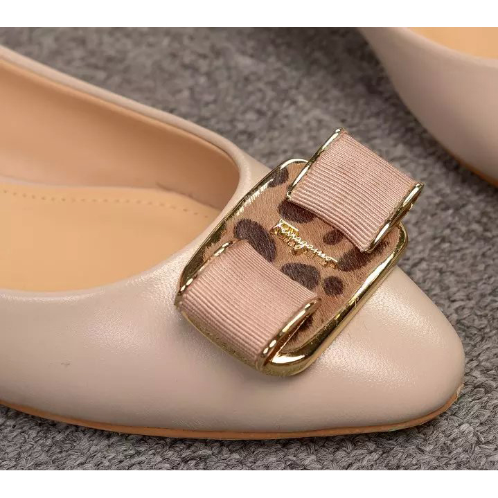 2016 new arrivals Ferragamo calfskin leather flat shoes