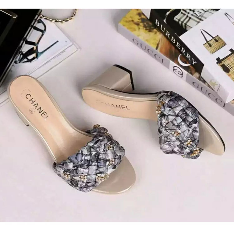 2016 new arrivals Slippers in calico With Rhinestone