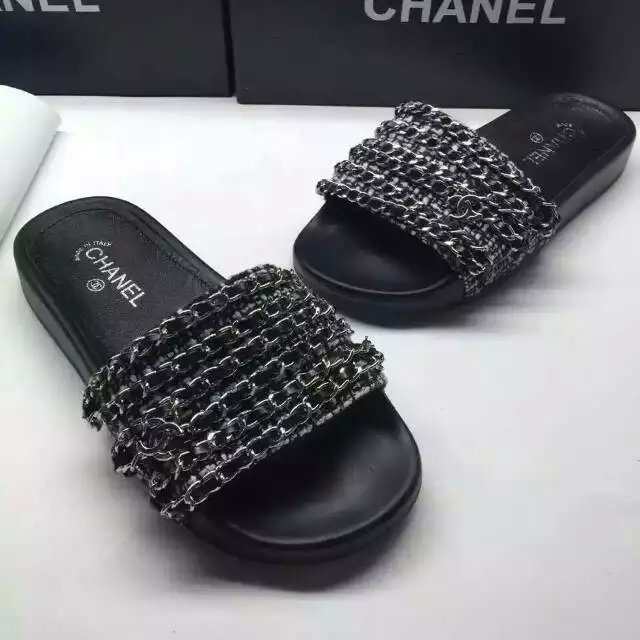 2016 new arrivals chanle Slippers with Chain