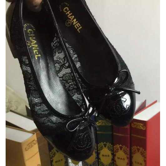 2016 new arrivals chanle shoes in Patent leather and Lace