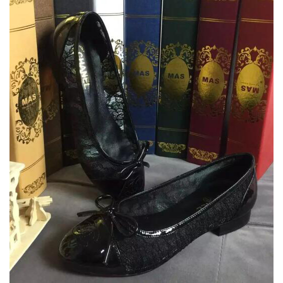 2016 new arrivals chanle shoes in Patent leather and Lace