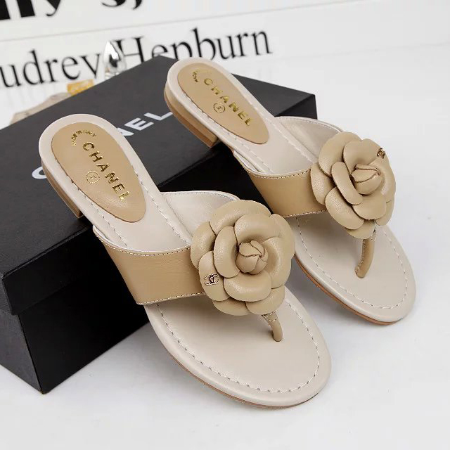 2016 new arrivals chanle women Flip-flops shoes in Sheepskin leather