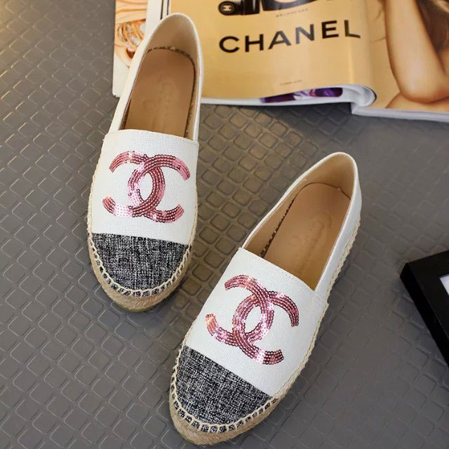 2016 new arrivals classic chanle shoes in canvas