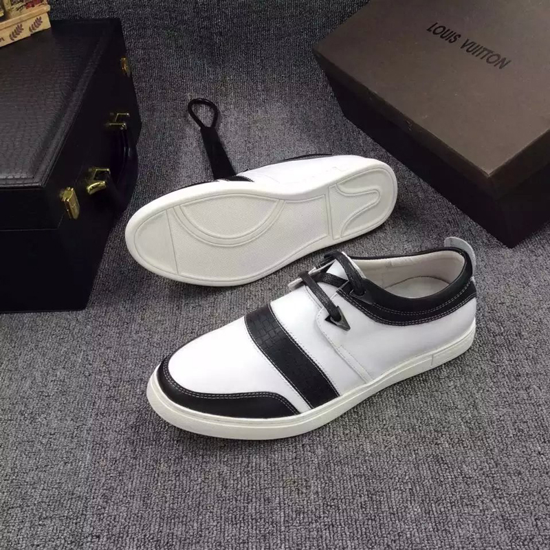 2016 new arrivals louis vuitton Calfskin Leather men casual shoes