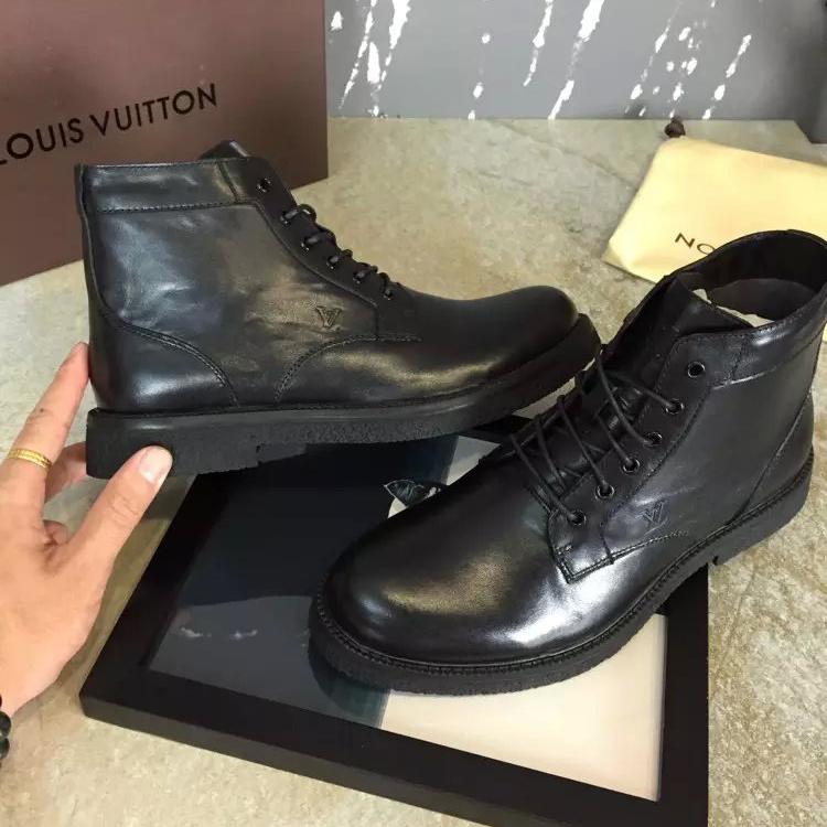 2016 new arrivals louis vuitton Calfskin leather men casual Boots