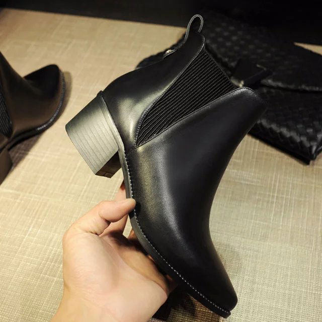 2016 versace women Boots in Calfskin leather