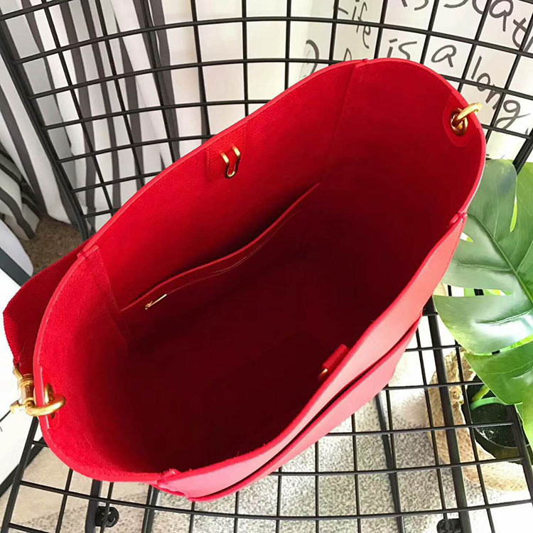 2017 CELINE SEAU SANGLE BAG IN SOFT GRAINED CALFSKIN