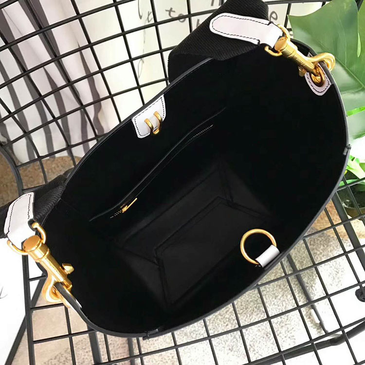 2017 CELINE SMALL SEAU SANGLE BAG IN SOFT GRAINED CALFSKIN