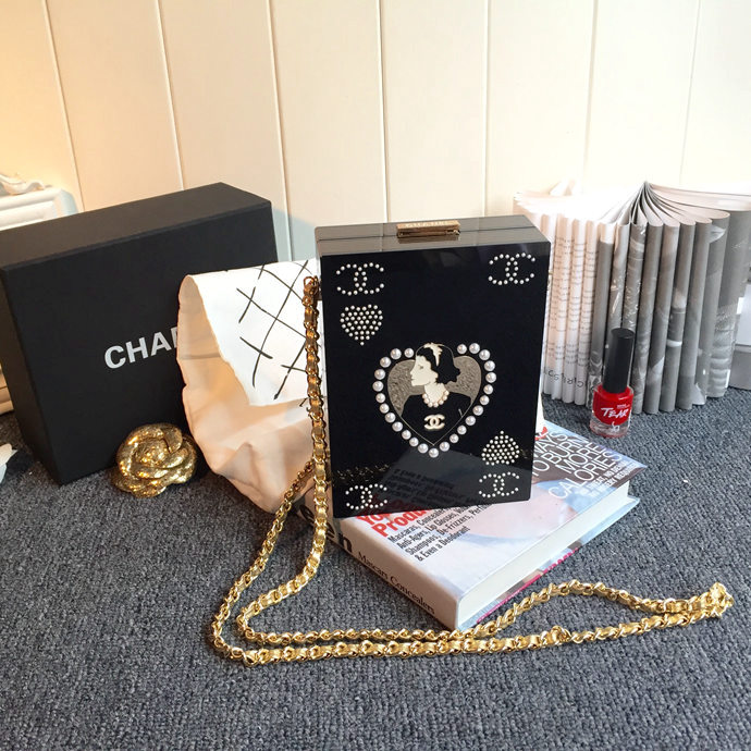 2017 Chanel Box chain bag A94550